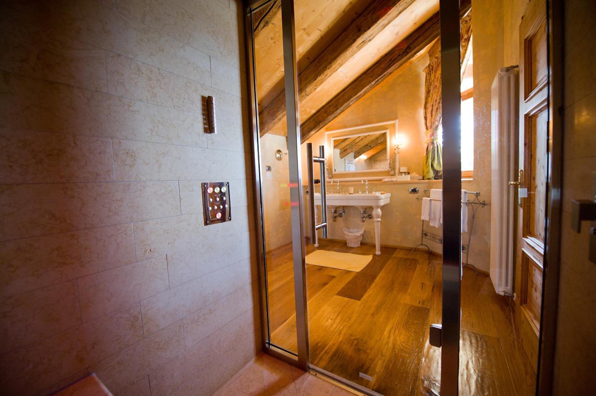 Villa Orso Grigio Ronzone Buitenkant foto